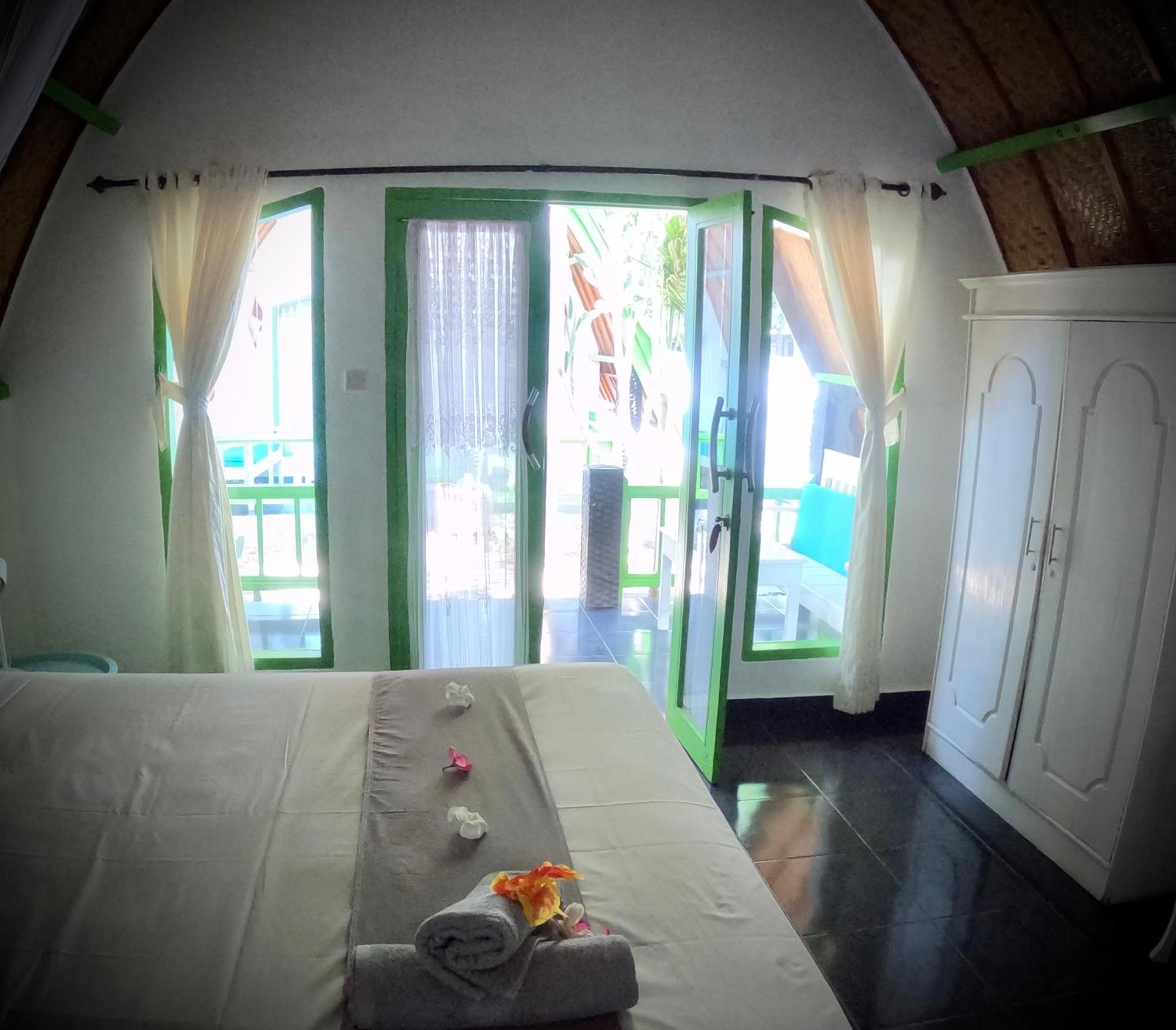 Kaktus Bungalow 1 Gili Air Exterior photo
